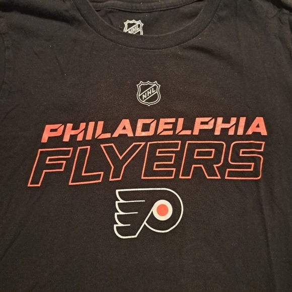 Philadelphia Flyers boys size large or 14/16 long sleeved black shirt - Picture 2 of 4